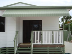 Extend TROPICOOL Cyclone Hooded Awning
