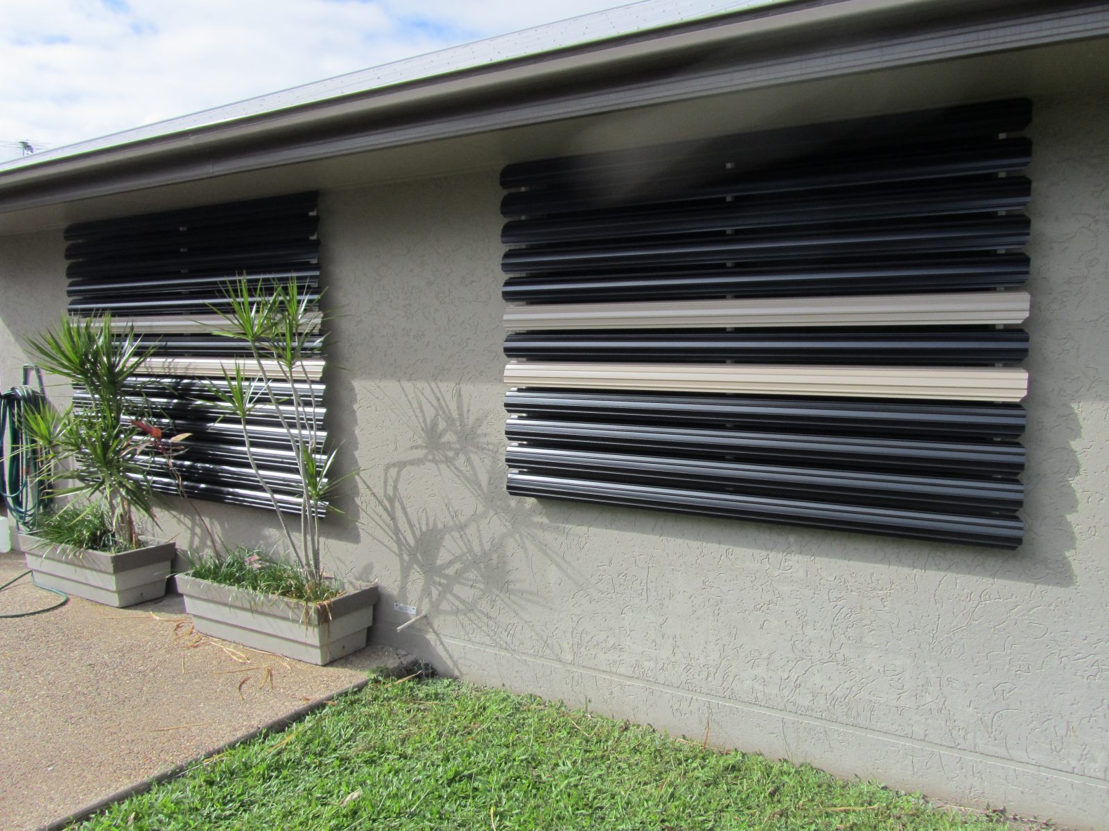 CREATE BARRIERS BETWEEN YOUR WINDOWS AND THIEVES