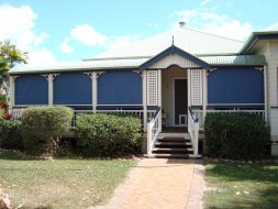 Side Channel Fabric Patio Verandah Blinds
