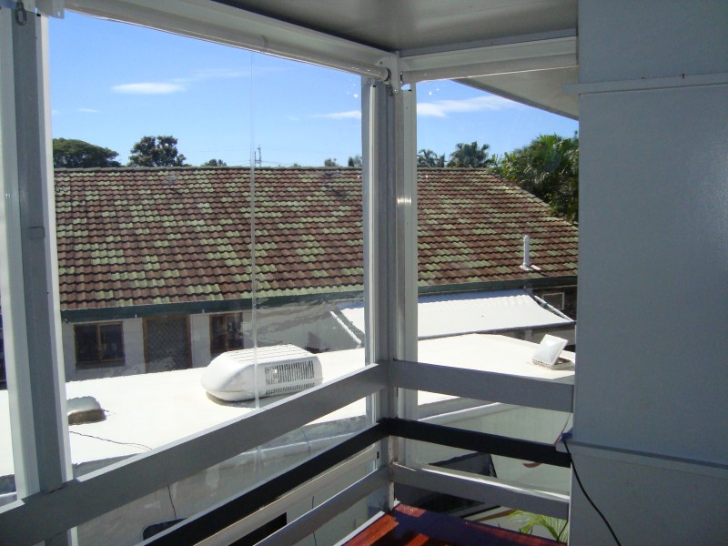 Ziptrak Roll Up Blinds Using Clear Pvc Blinds Awnings Shutters